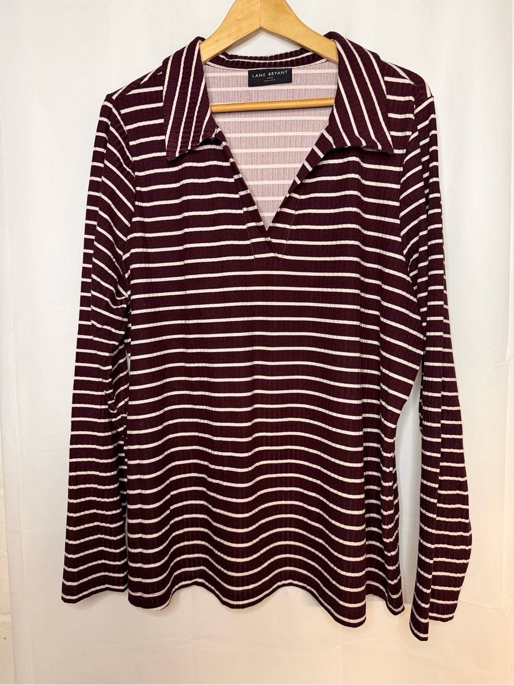 Lane Bryant long sleeve V neck top with collar women’s plus size 22/24